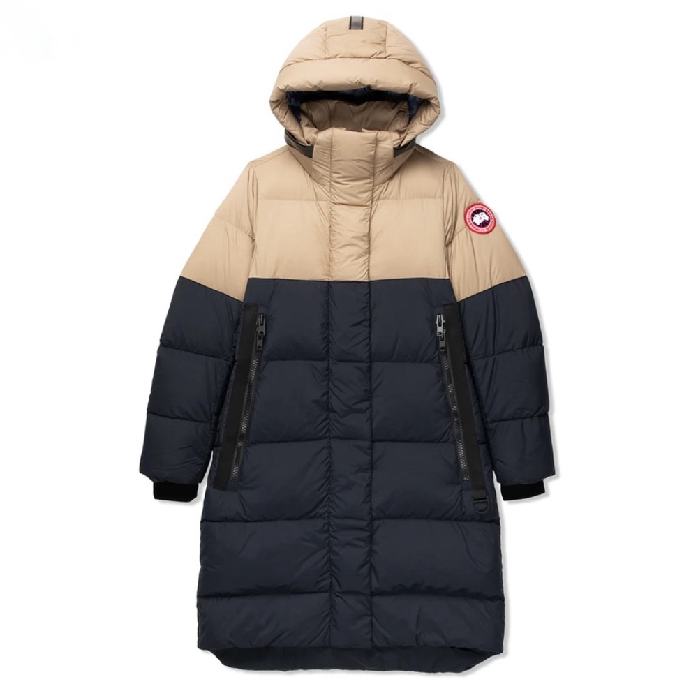 Canada Goose Byward Parka Regeneration NWT Size Medium Sandstone & Navy Medium